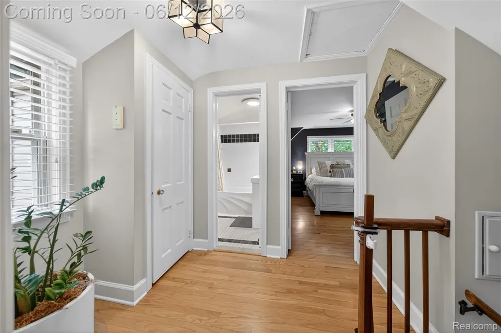 407 Waverley Avenue Royal Oak City MI 48067