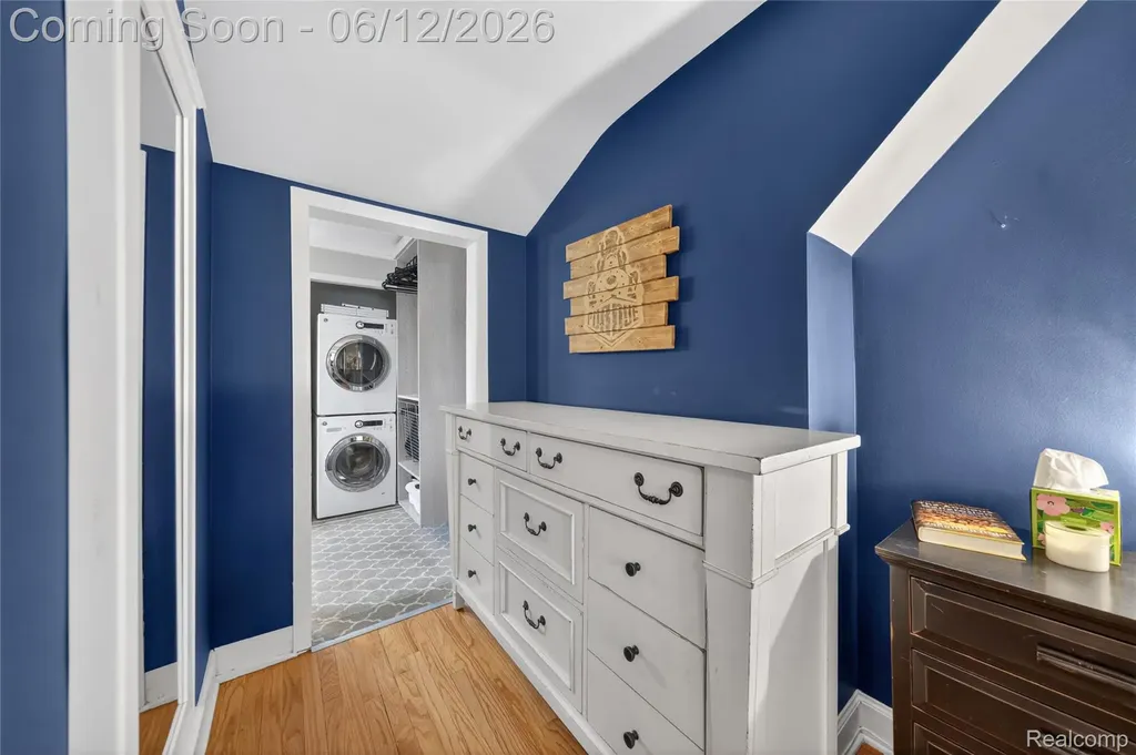 407 Waverley Avenue Royal Oak City MI 48067