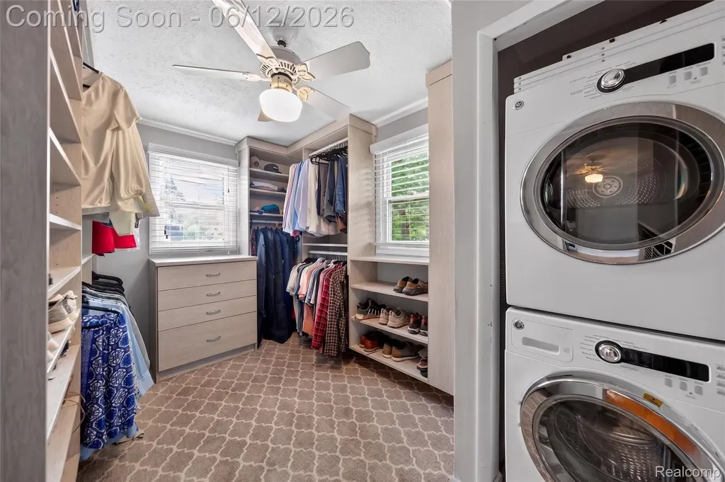 407 Waverley Avenue Royal Oak City MI 48067