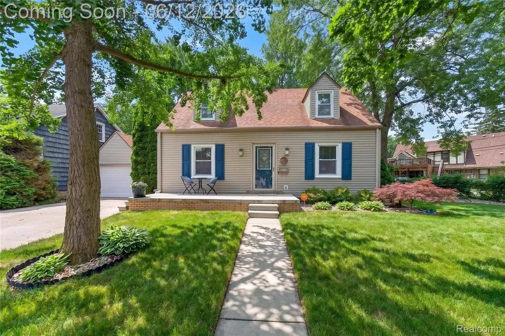 407 Waverley Avenue Royal Oak City MI 48067