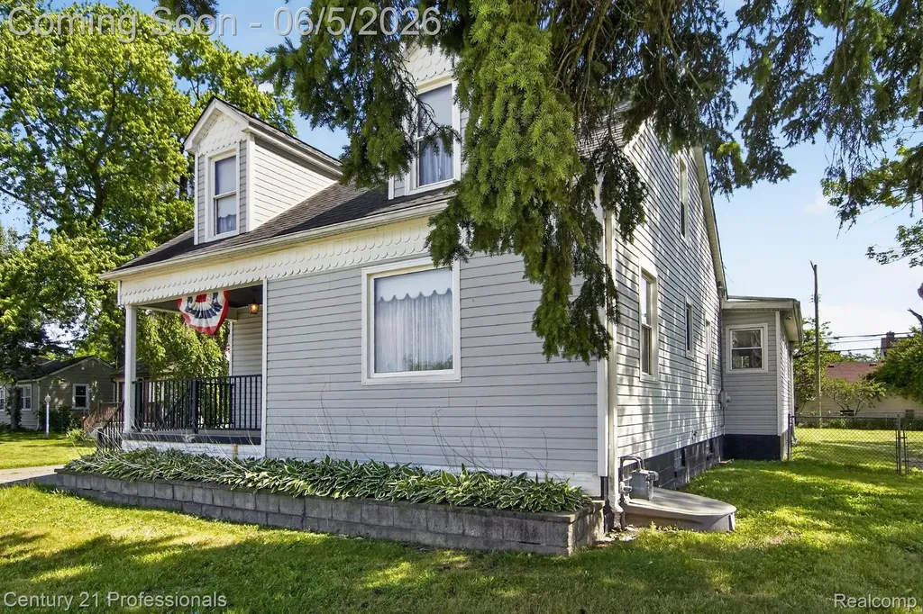 28745 Avondale Street Inkster City MI 48141