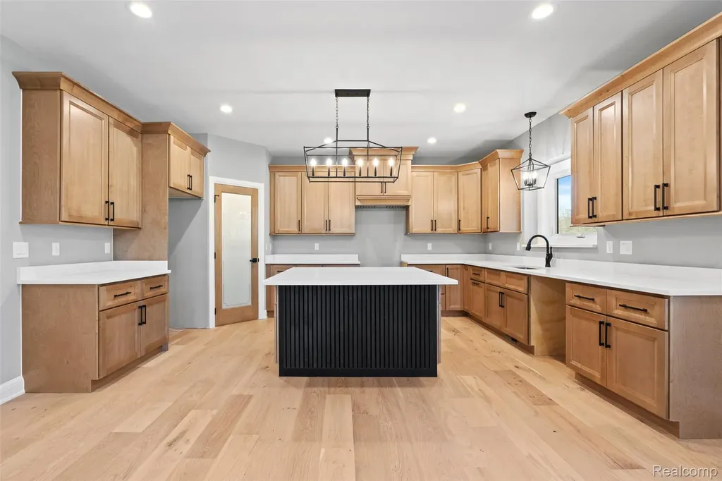 2185 Heidi Drive Addison Township MI 48370