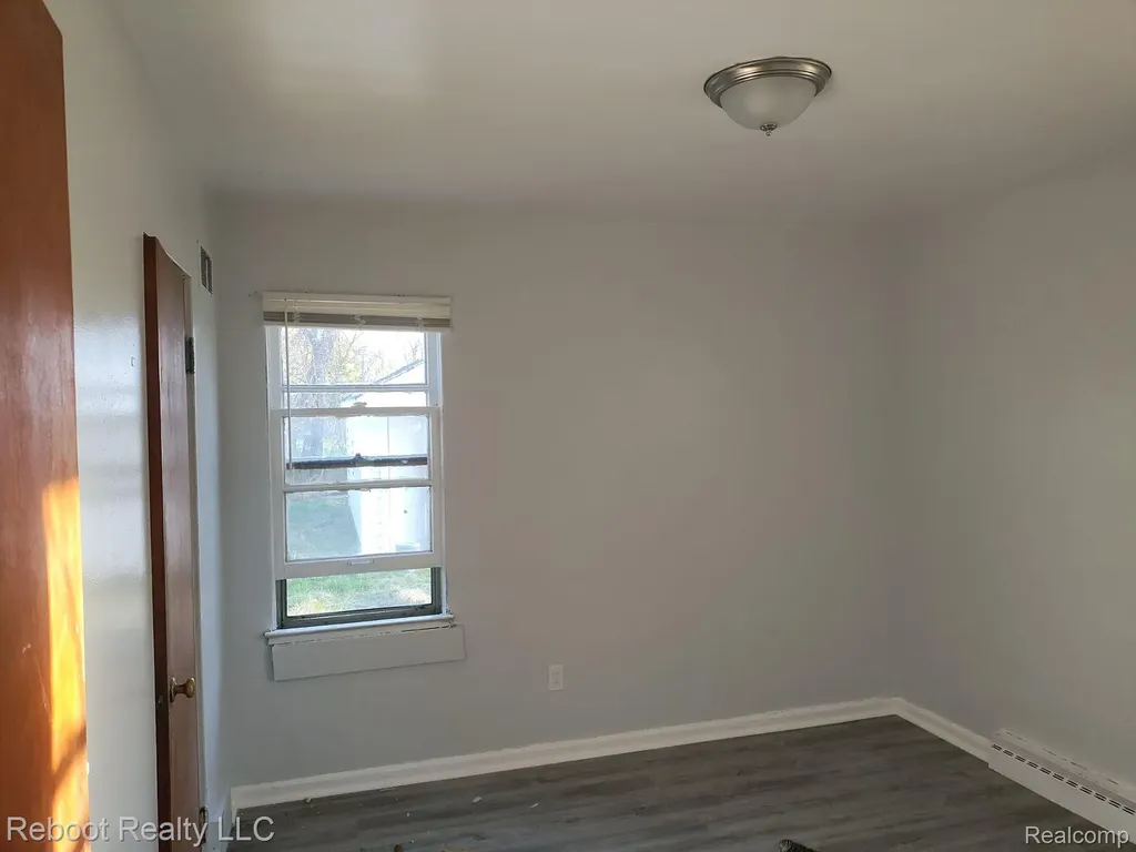 3104 Roberts Street Saginaw City MI 48601