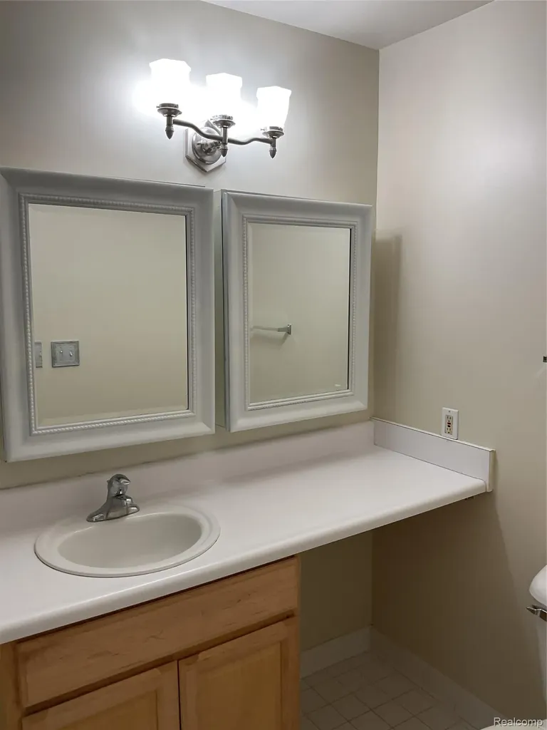 6103 Orchard Lake Road West Bloomfield Charter Township MI 48322