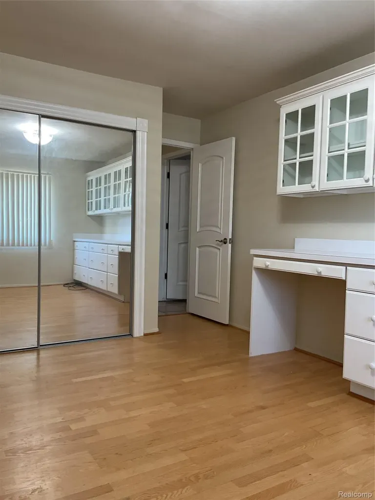 6103 Orchard Lake Road West Bloomfield Charter Township MI 48322