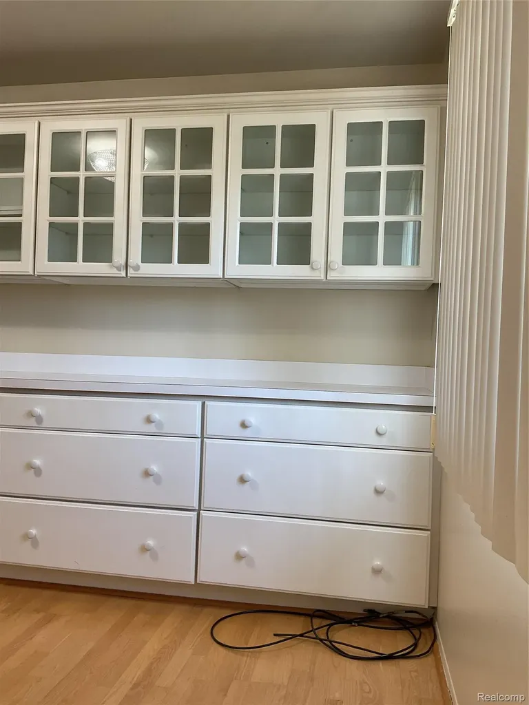 6103 Orchard Lake Road West Bloomfield Charter Township MI 48322