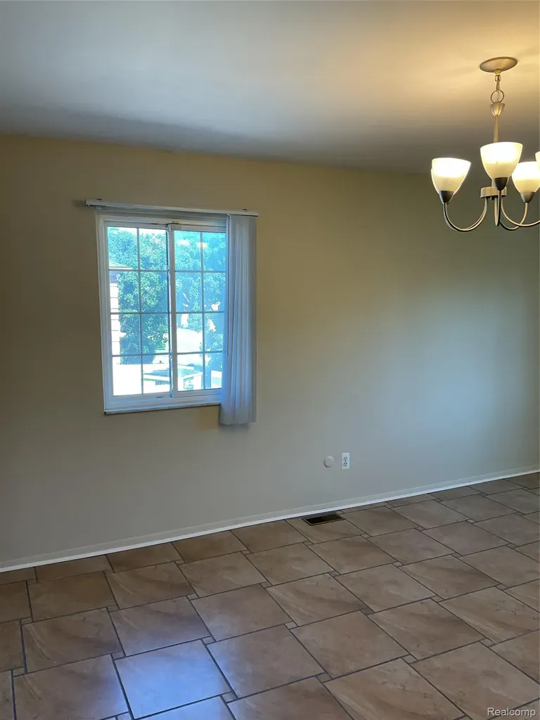 6103 Orchard Lake Road West Bloomfield Charter Township MI 48322