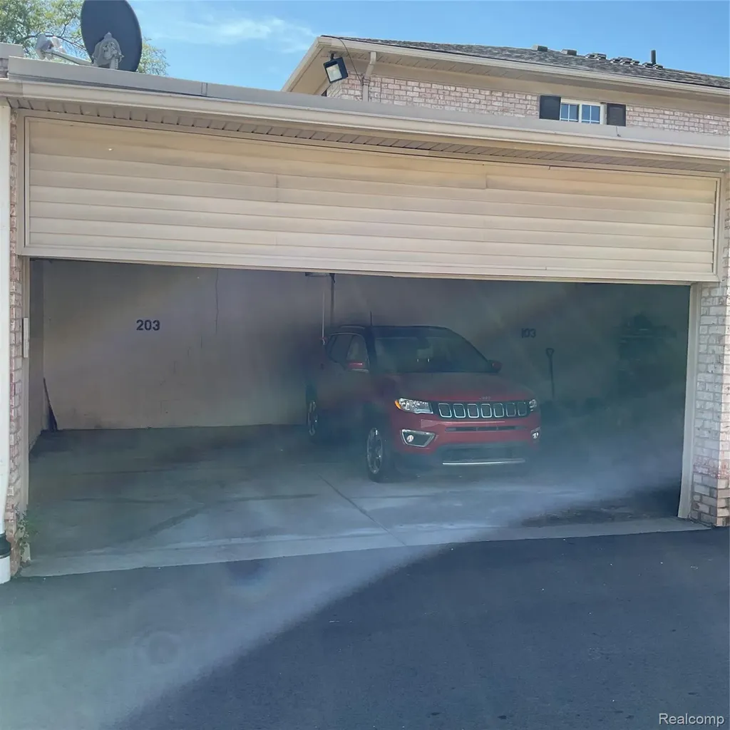 6103 Orchard Lake Road West Bloomfield Charter Township MI 48322