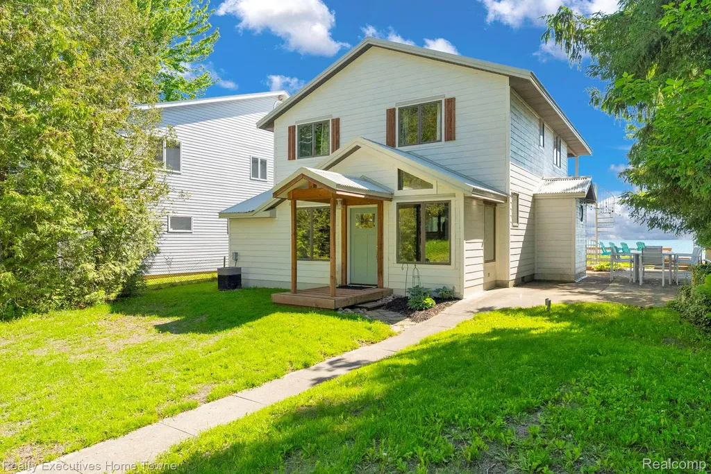 7758 Rest Haven Court Burtchville Township MI 48059