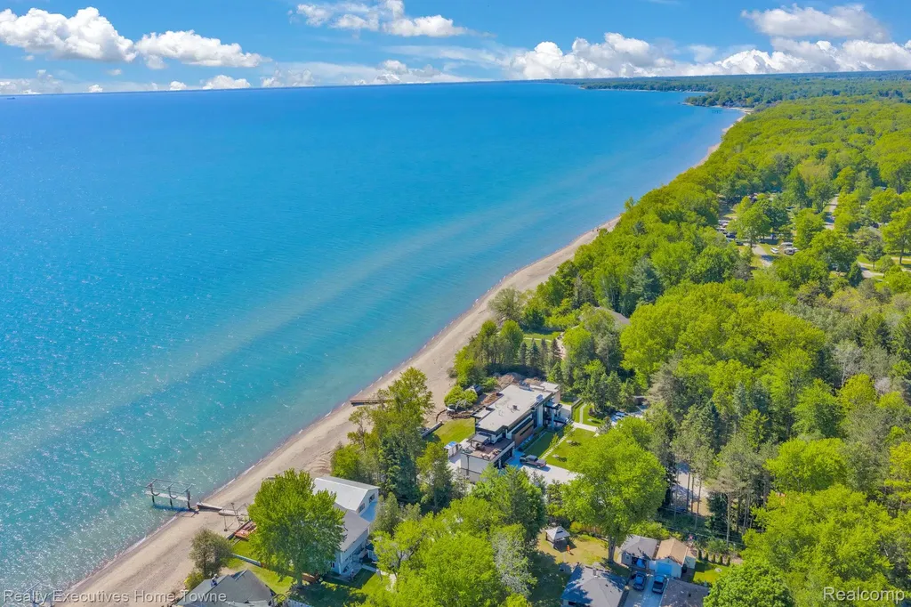 7758 Rest Haven Court Burtchville Township MI 48059