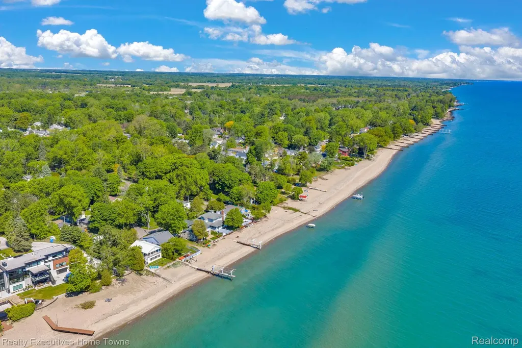 7758 Rest Haven Court Burtchville Township MI 48059