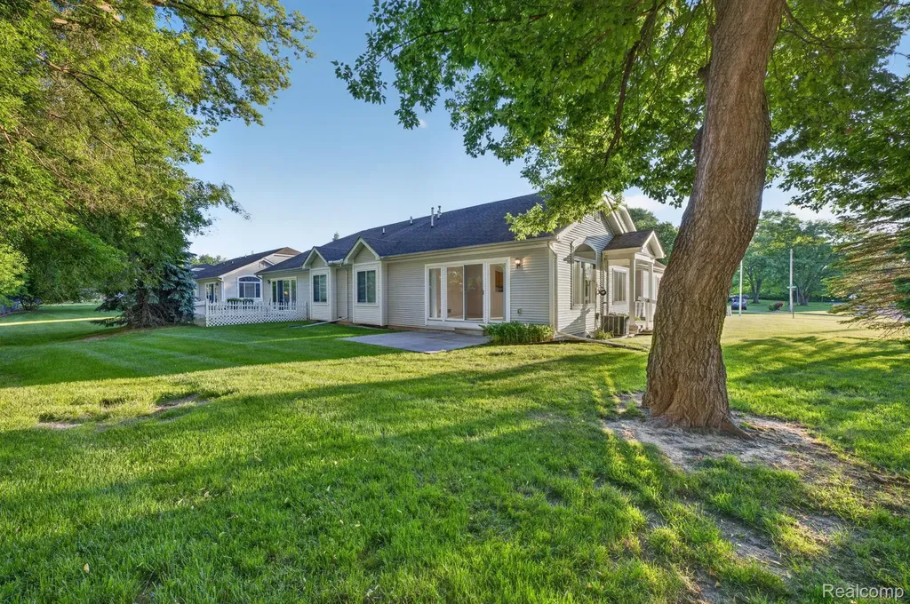 100 Aberdeen Drive Flushing City MI 48433