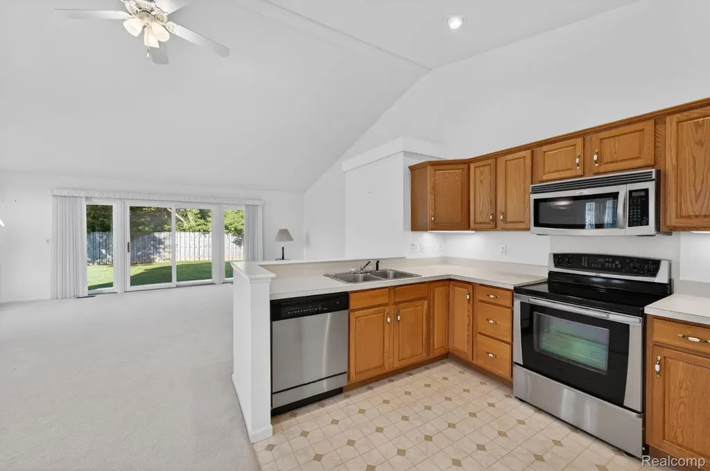 100 Aberdeen Drive Flushing City MI 48433