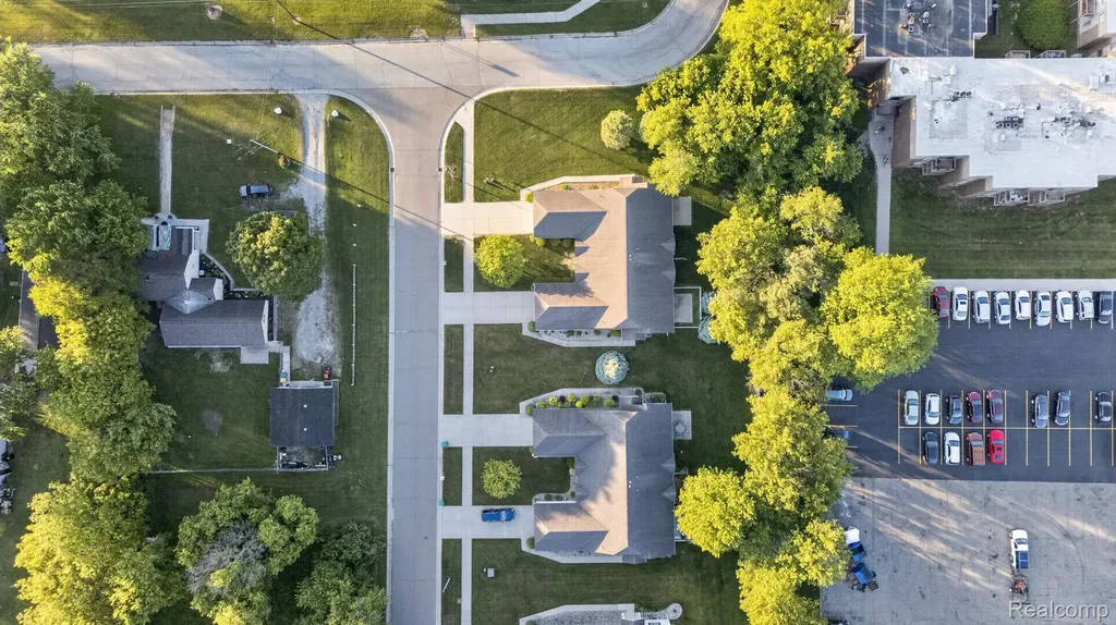 100 Aberdeen Drive Flushing City MI 48433