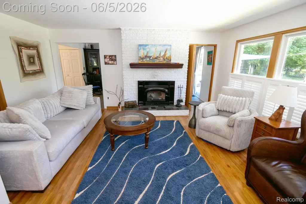 724 Sandstone Drive Rochester Hills City MI 48309