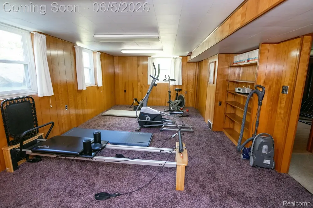 724 Sandstone Drive Rochester Hills City MI 48309