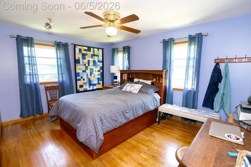 724 Sandstone Drive Rochester Hills City MI 48309
