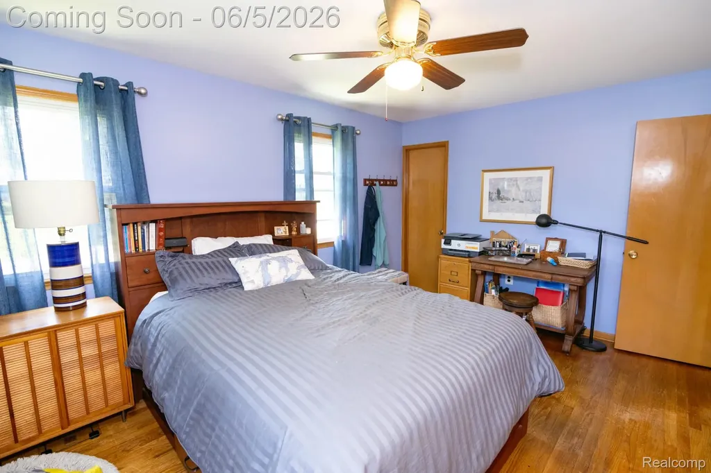 724 Sandstone Drive Rochester Hills City MI 48309