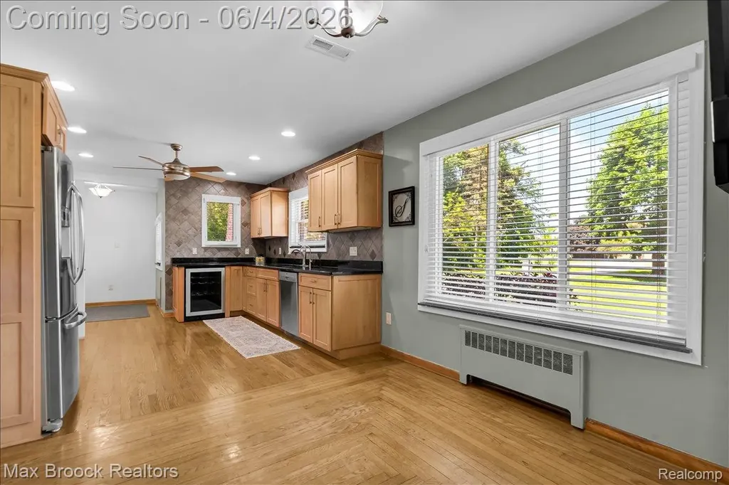 43747 Woodward Avenue Bloomfield Hills City MI 48302