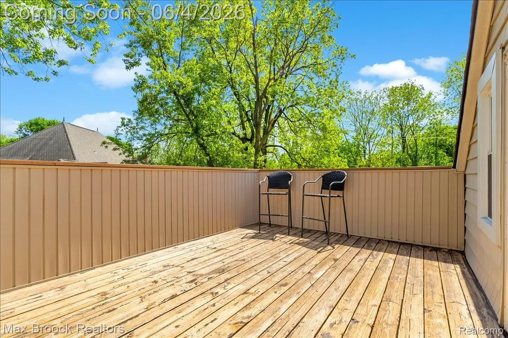 43747 Woodward Avenue Bloomfield Hills City MI 48302