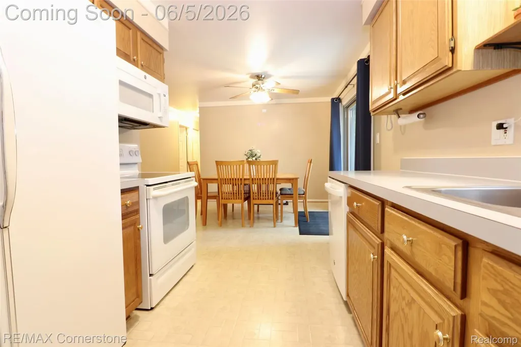 35810 Florane Street Westland City MI 48186