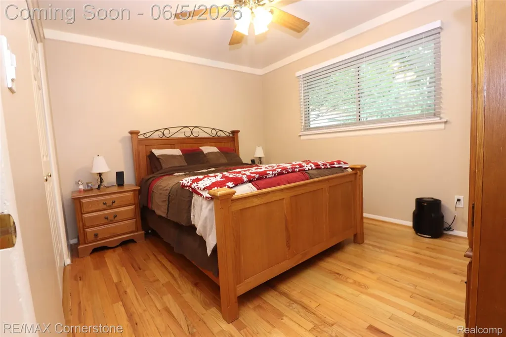 35810 Florane Street Westland City MI 48186