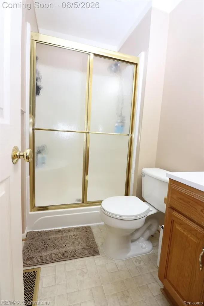 35810 Florane Street Westland City MI 48186
