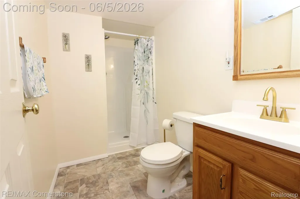 35810 Florane Street Westland City MI 48186