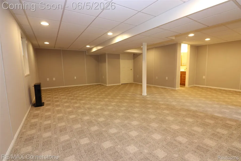 35810 Florane Street Westland City MI 48186