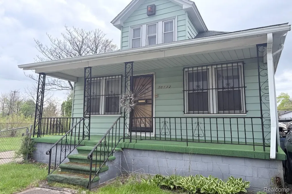 10132 Traverse Street Detroit City MI 48213