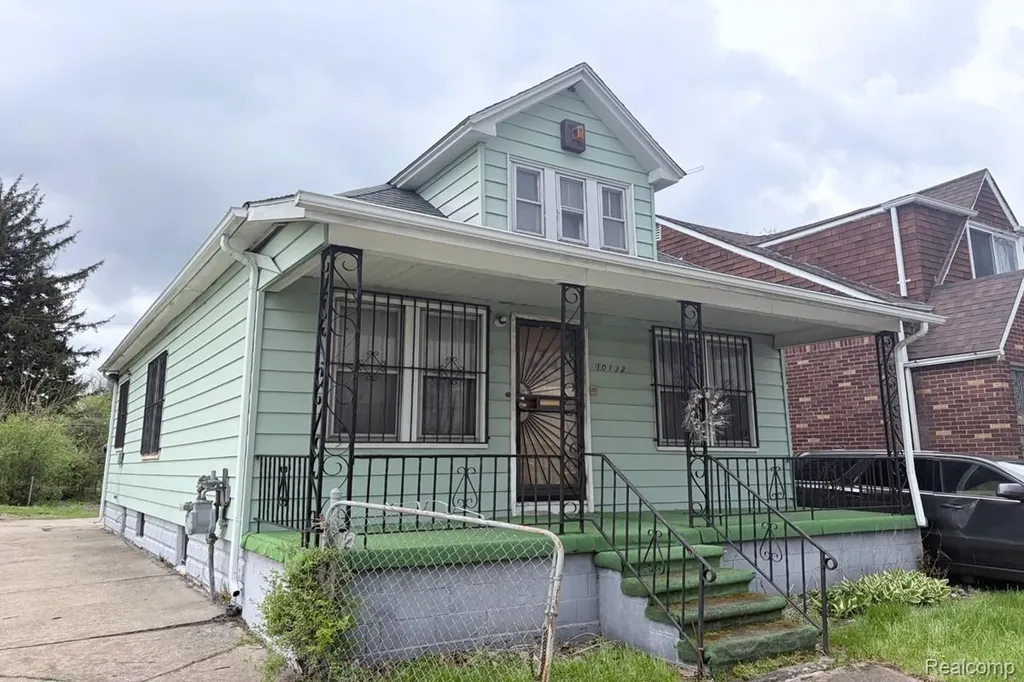 10132 Traverse Street Detroit City MI 48213