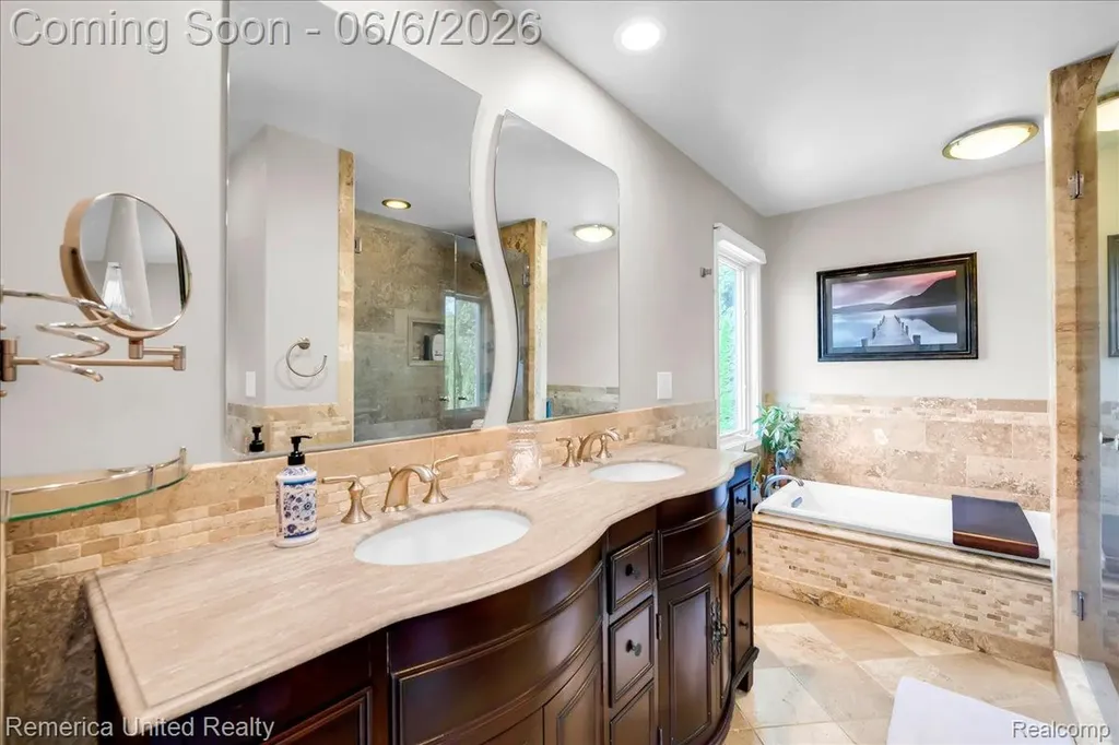 6503 Mountview Genoa Township MI 48116