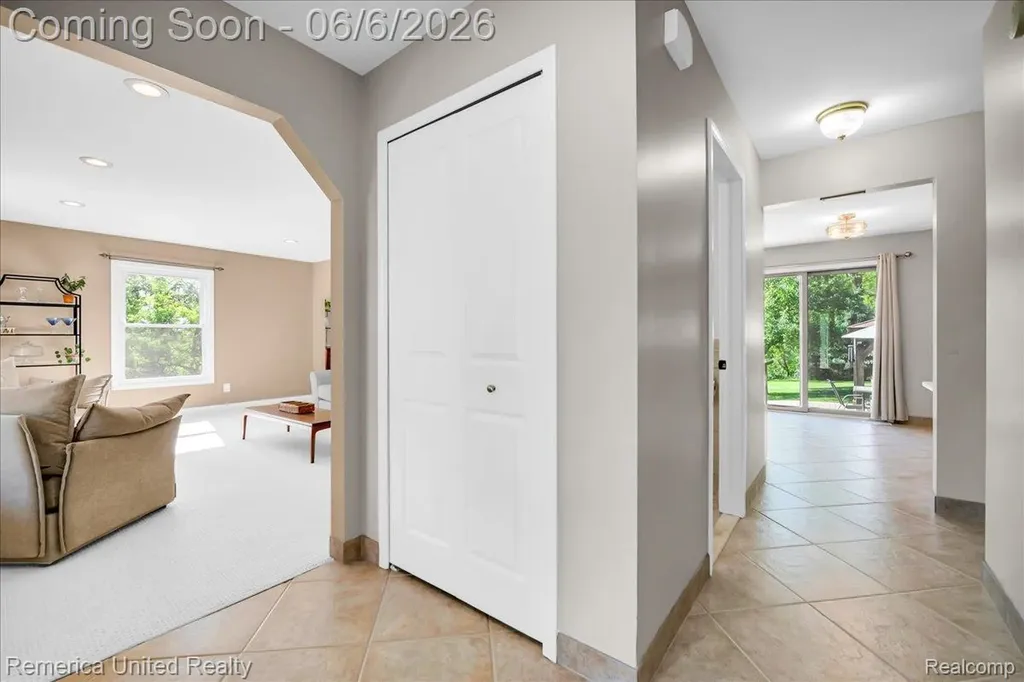 6503 Mountview Genoa Township MI 48116