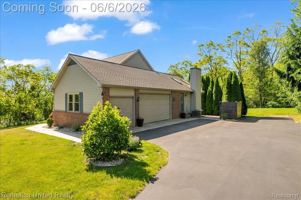 6503 Mountview Genoa Township MI 48116