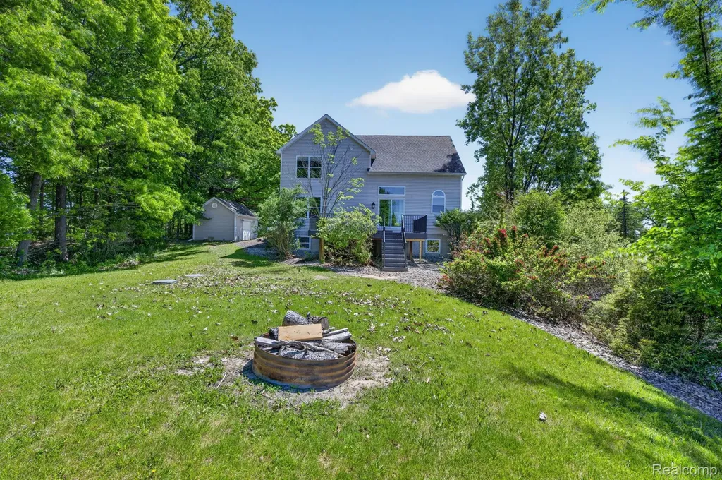 9055 Hegel Road Atlas Township MI 48438