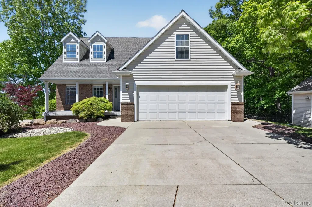 9055 Hegel Road Atlas Township MI 48438