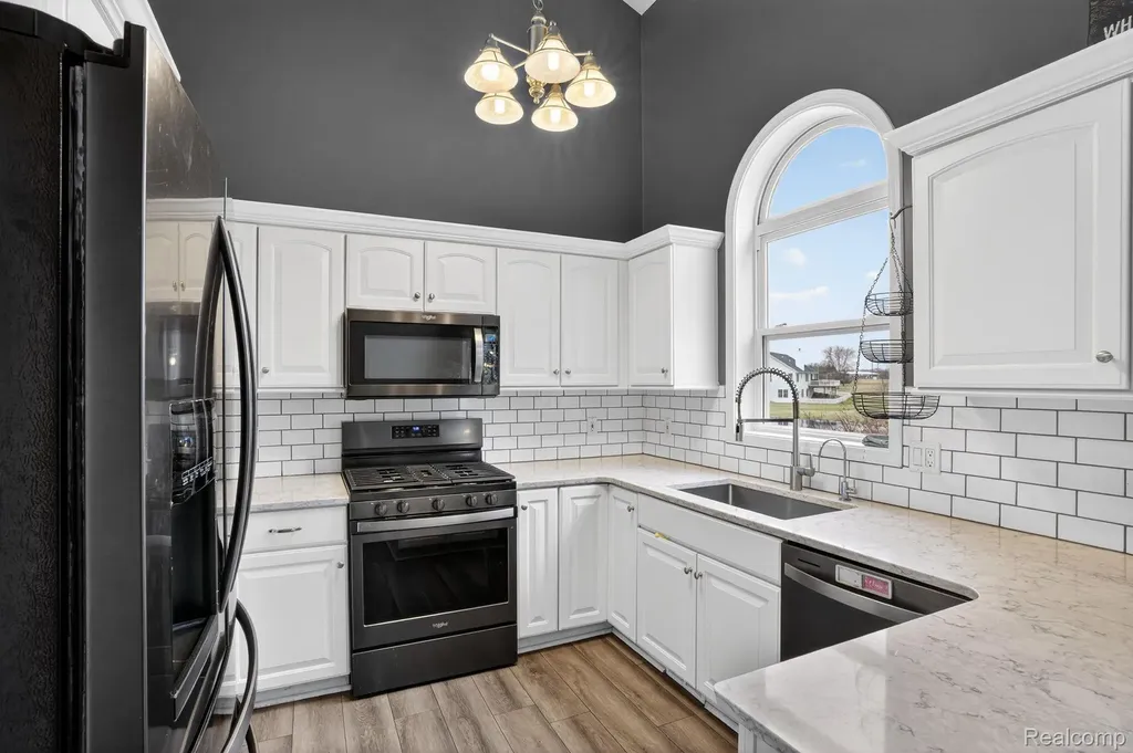9055 Hegel Road Atlas Township MI 48438