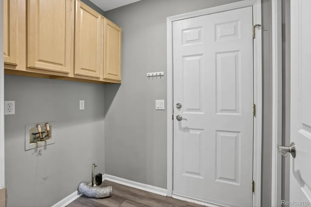 9055 Hegel Road Atlas Township MI 48438