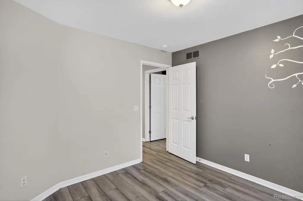 9055 Hegel Road Atlas Township MI 48438
