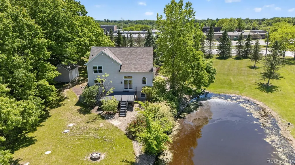 9055 Hegel Road Atlas Township MI 48438