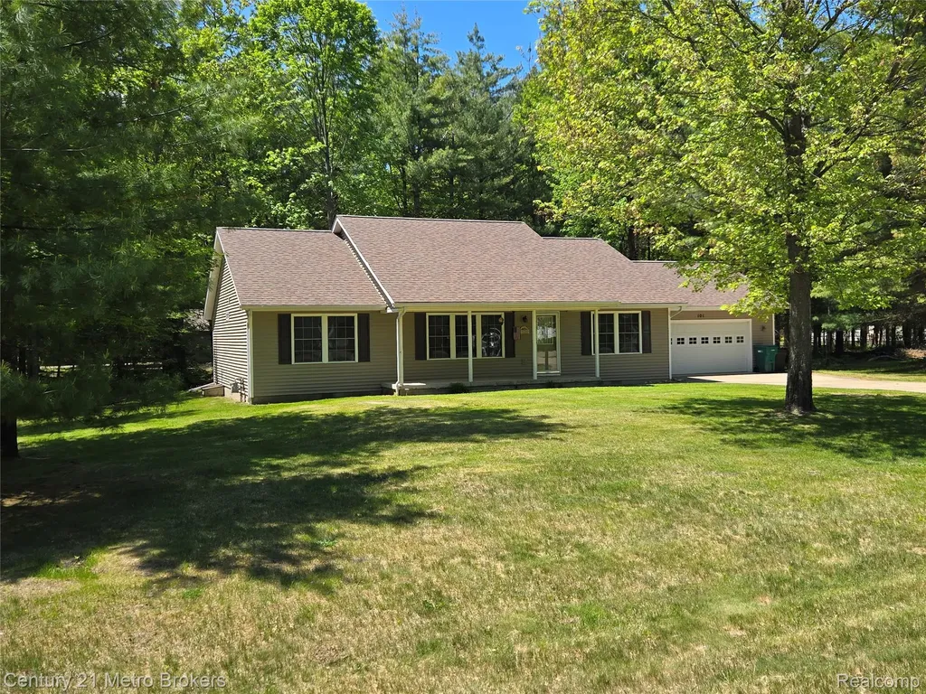 101 Swift Deer Trail Denton Township MI 48651