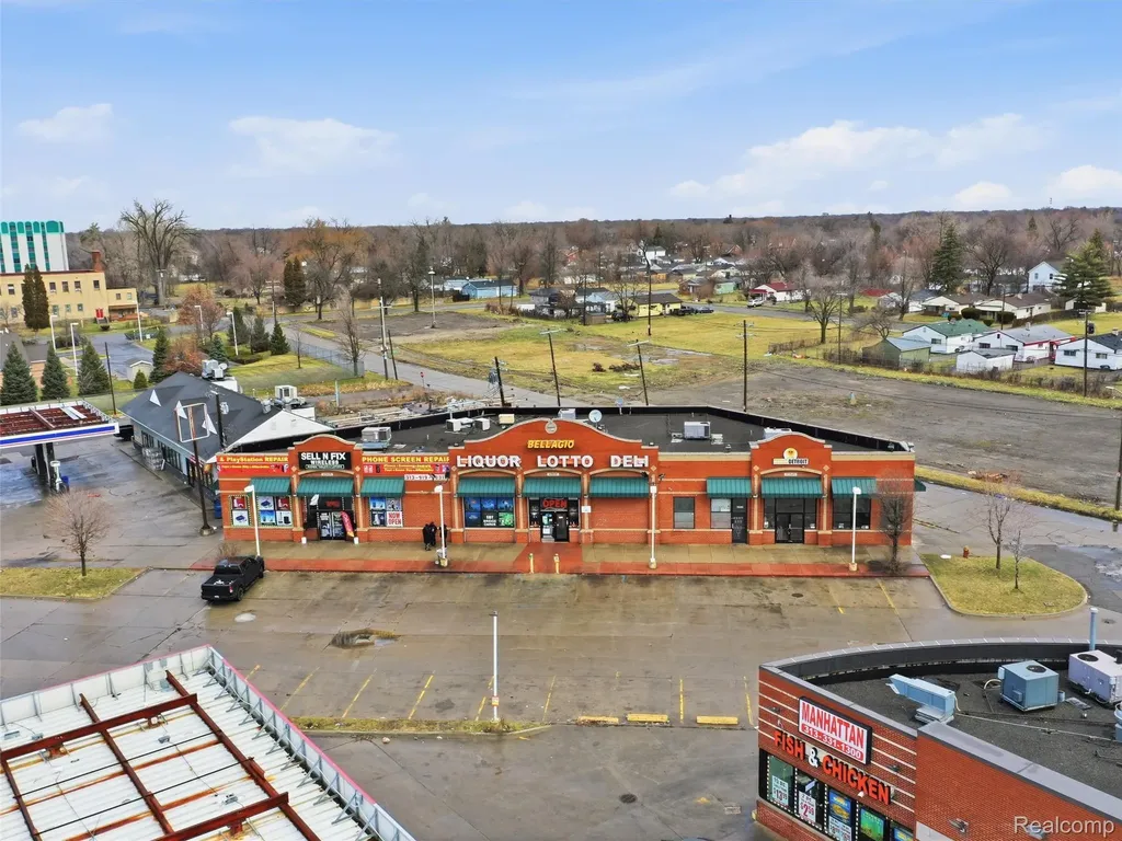 12547 Mack Avenue Detroit City MI 48215