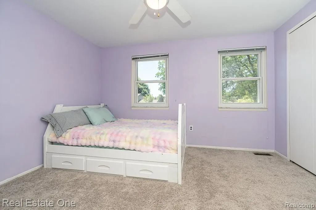 3182 Baypoint Drive Rochester Hills City MI 48309