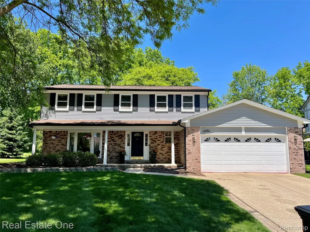 3182 Baypoint Drive Rochester Hills City MI 48309