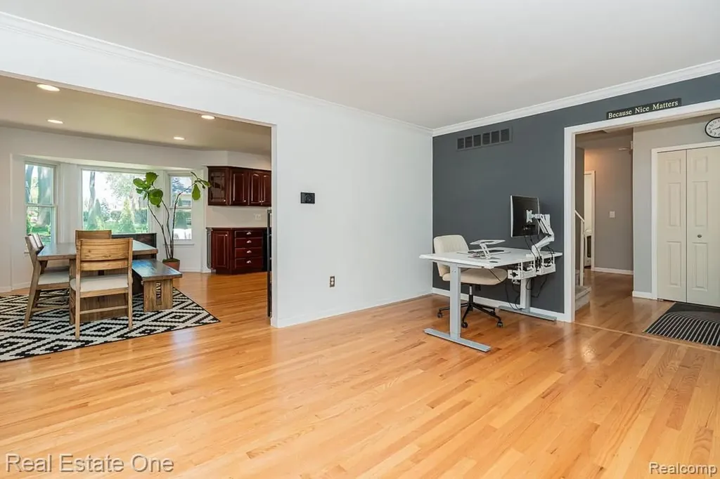 3182 Baypoint Drive Rochester Hills City MI 48309