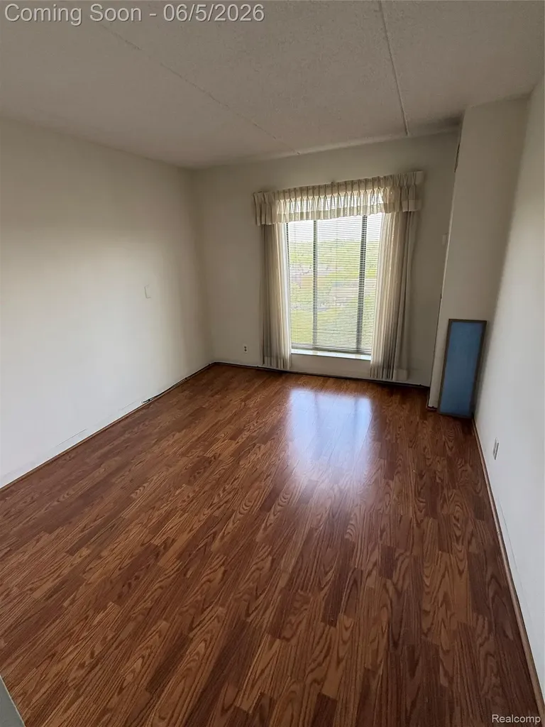 21800 Morley Avenue Dearborn City MI 48124