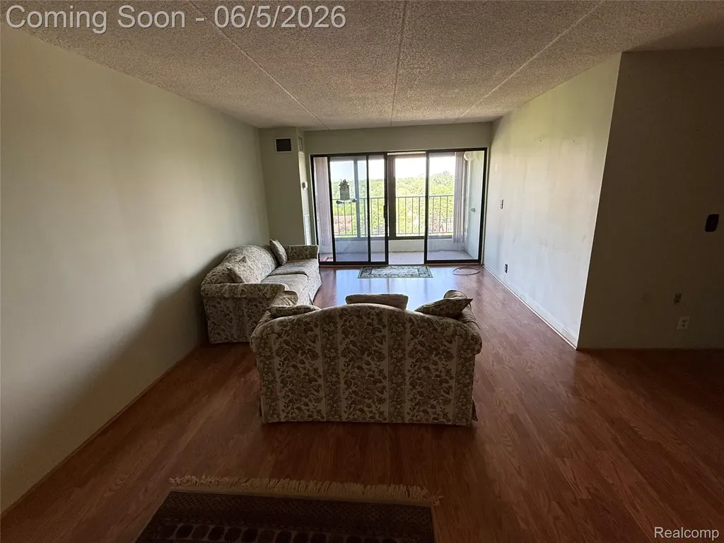 21800 Morley Avenue Dearborn City MI 48124