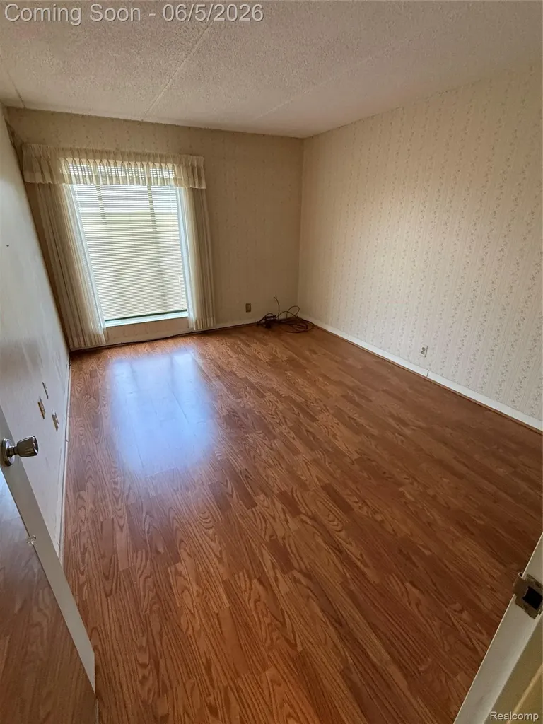 21800 Morley Avenue Dearborn City MI 48124