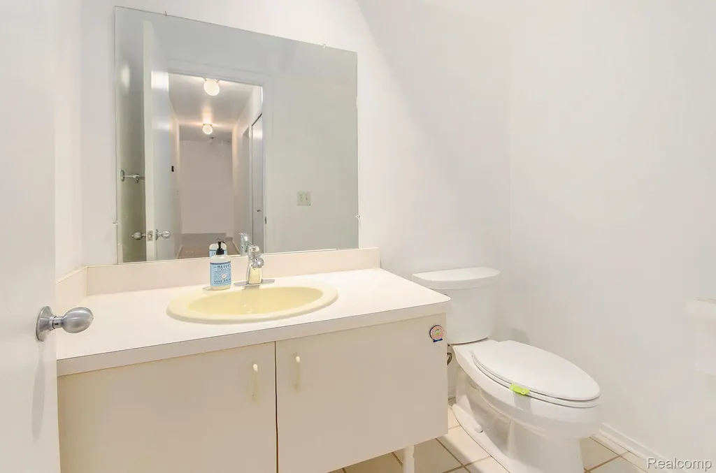 4243 Breckenridge Drive West Bloomfield Charter Township MI 48322