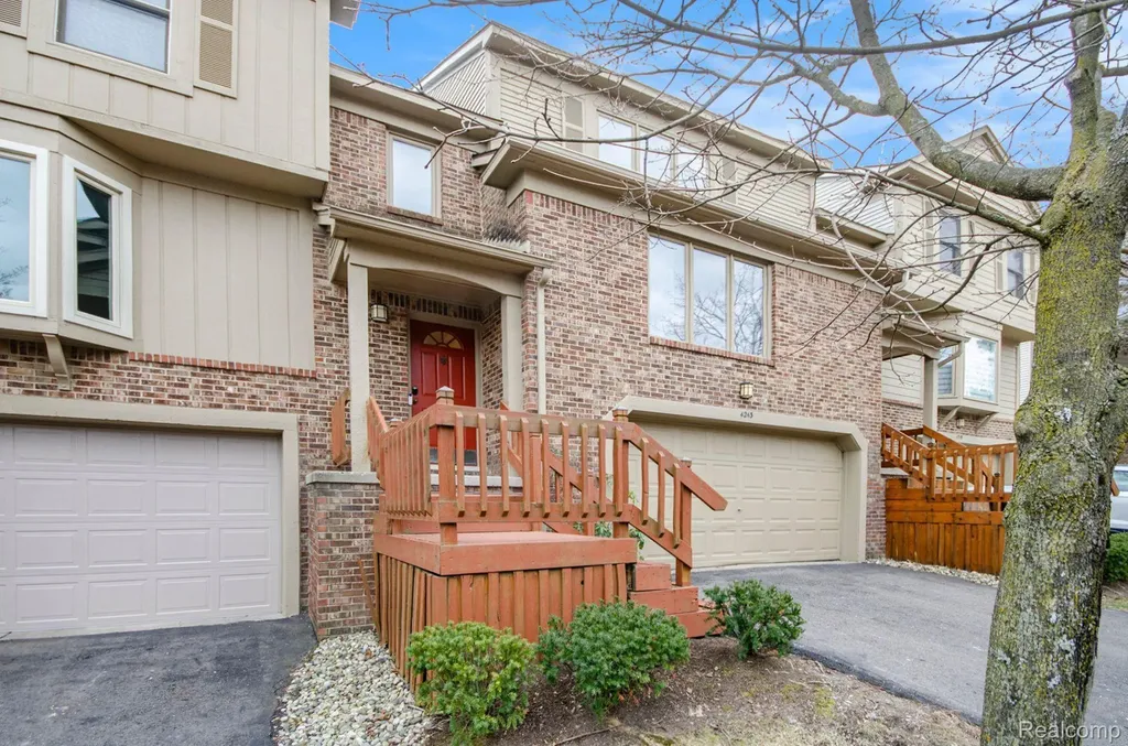 4243 Breckenridge Drive West Bloomfield Charter Township MI 48322